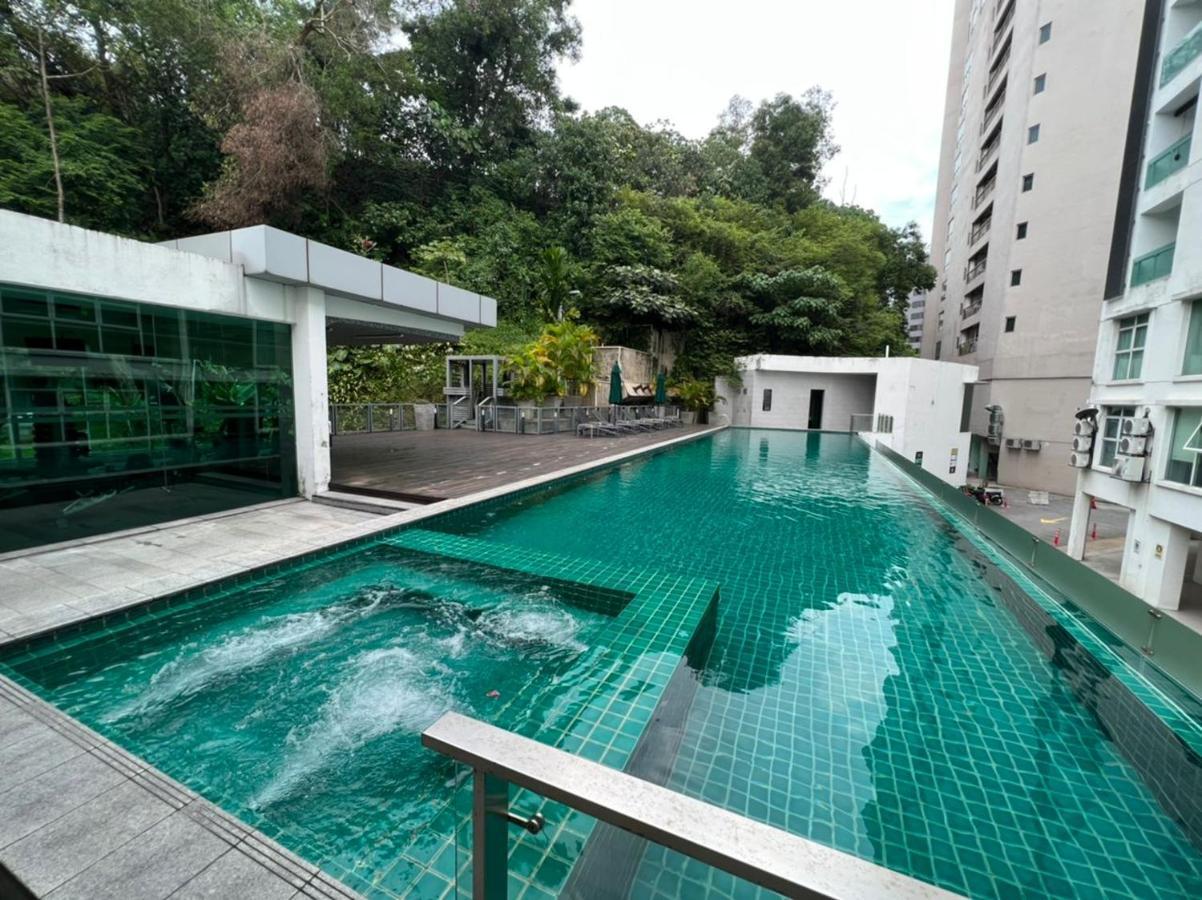 Corporate Hotel Suites At Hartamas / Mont Kiara Куала Лумпур Екстериор снимка