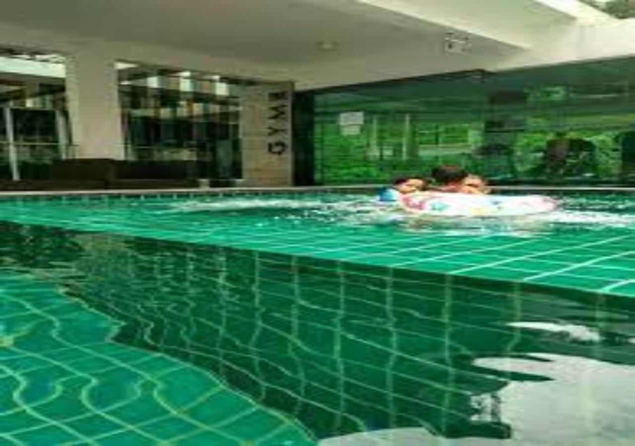 Corporate Hotel Suites At Hartamas / Mont Kiara Куала Лумпур Екстериор снимка